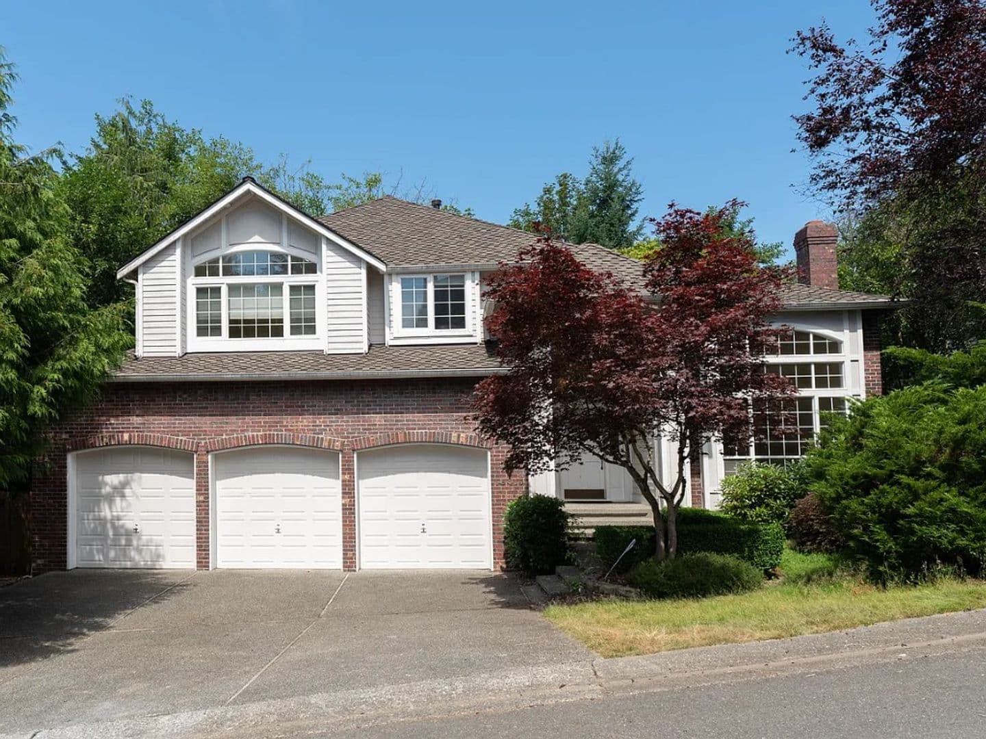 Bellevue House: 16410 SE 56th Place