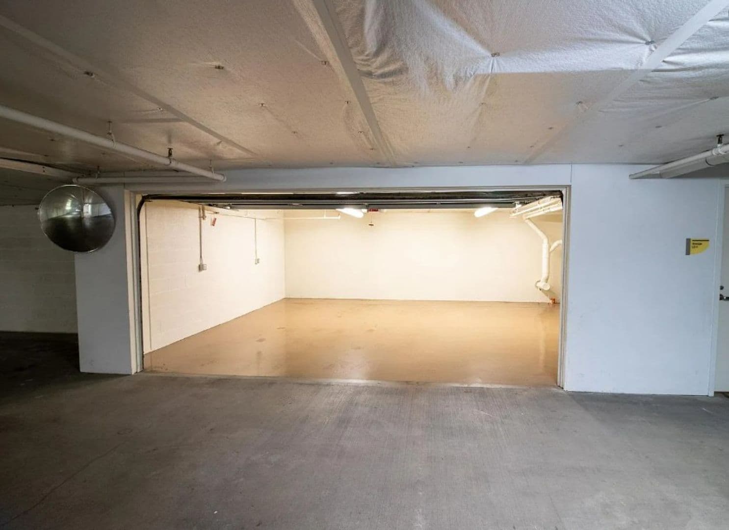 Bellevue Townhome: 10660 NE 9th Place