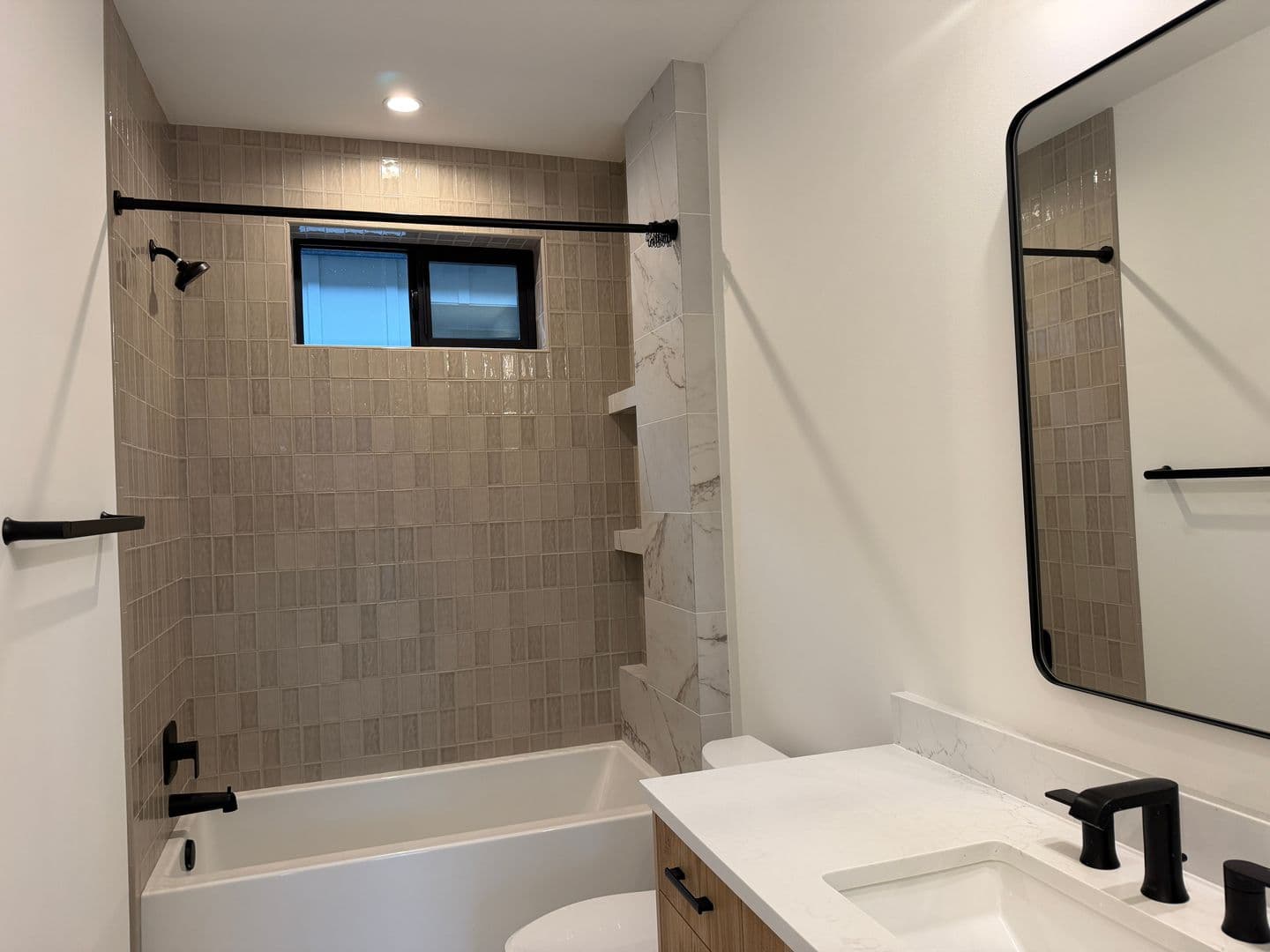 Kirkland House: 8013 131st Place NE