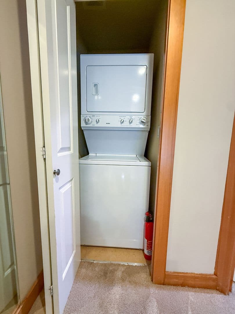 Seattle Condo: 2325 Franklin Avenue E #A
