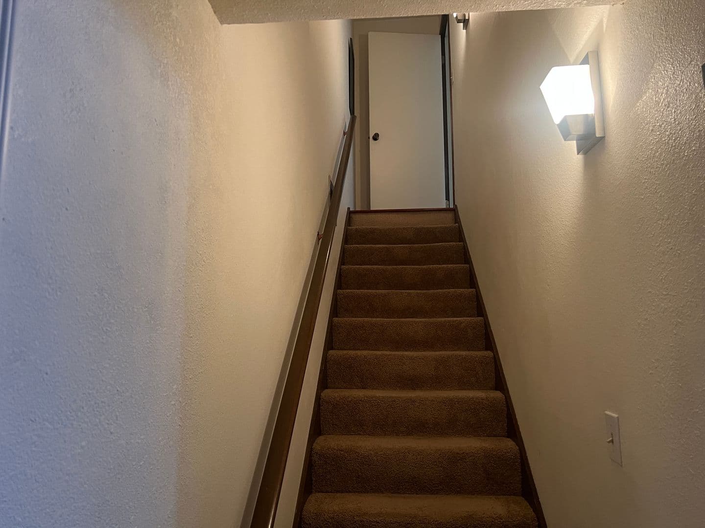 Bellevue House: 6817 129th Pl SE