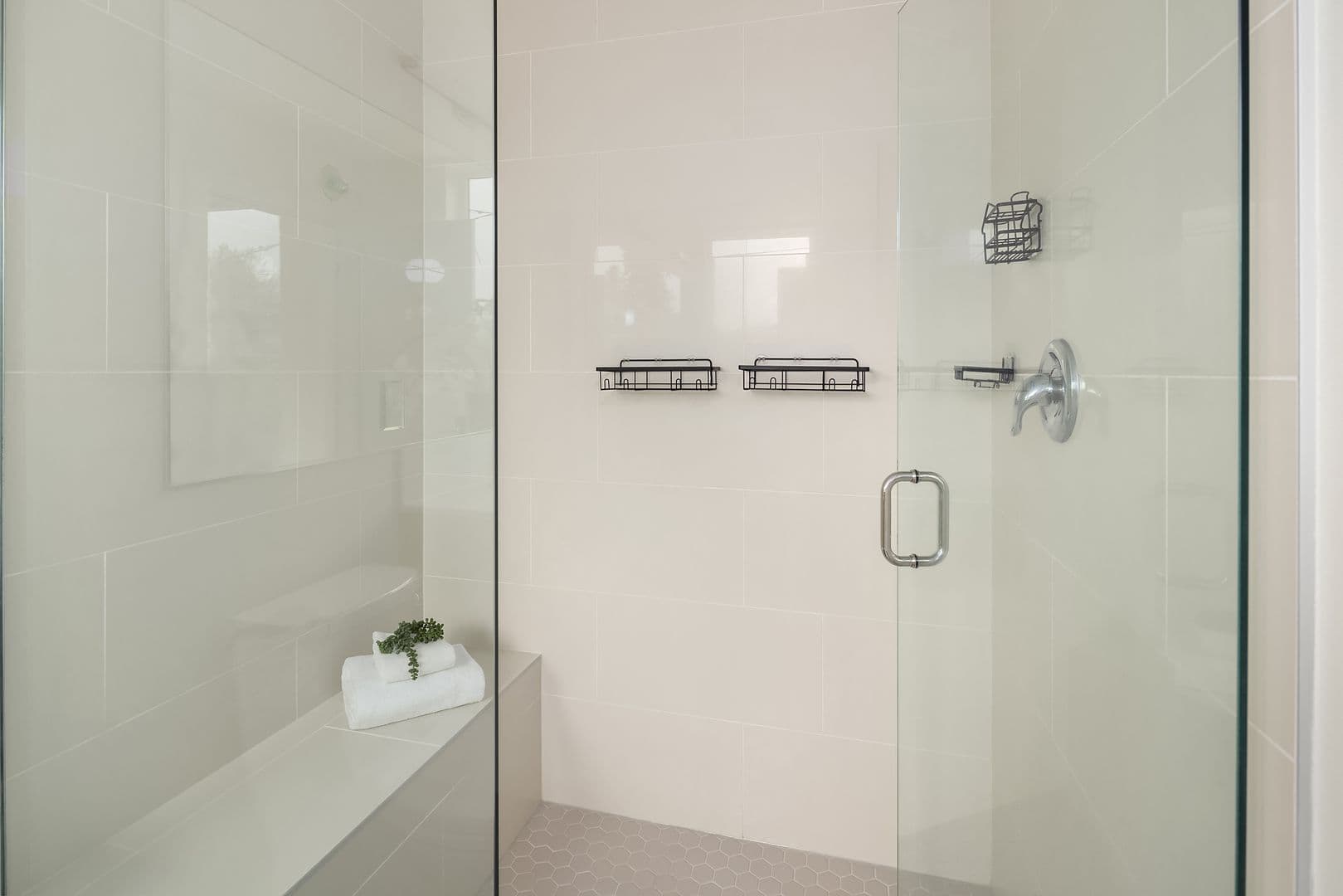 Seattle Townhome: 119 18th Avenue E #A