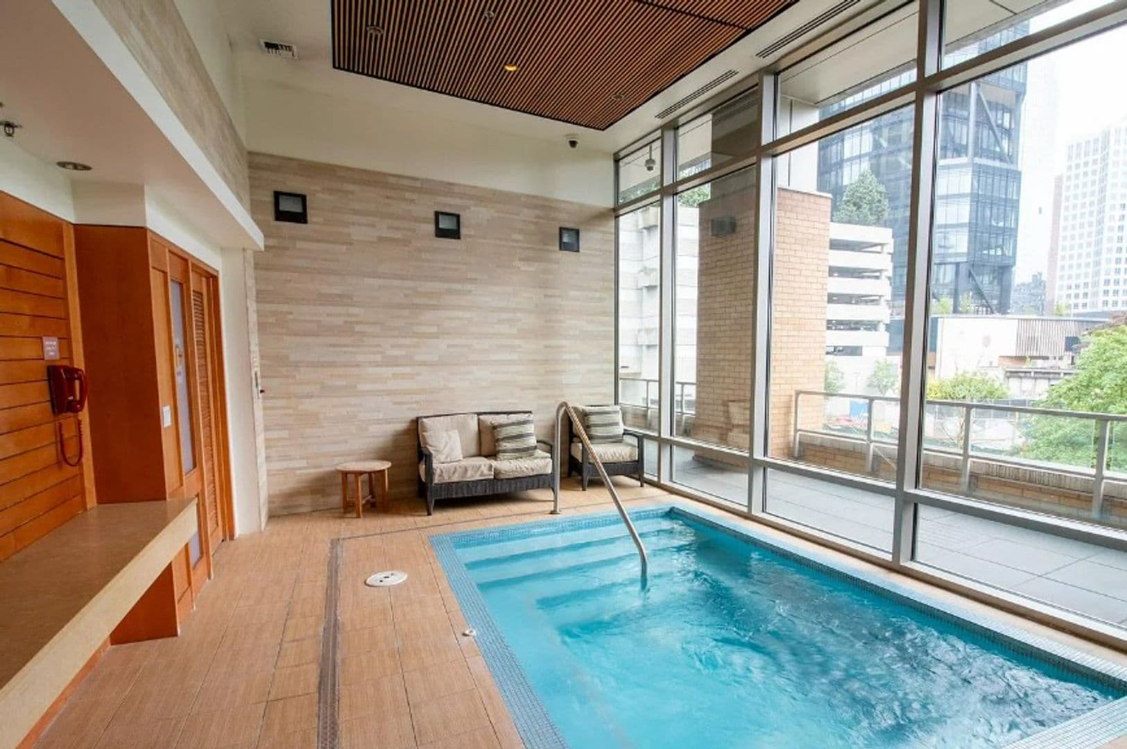 Bellevue Townhome: 10660 NE 9th Place