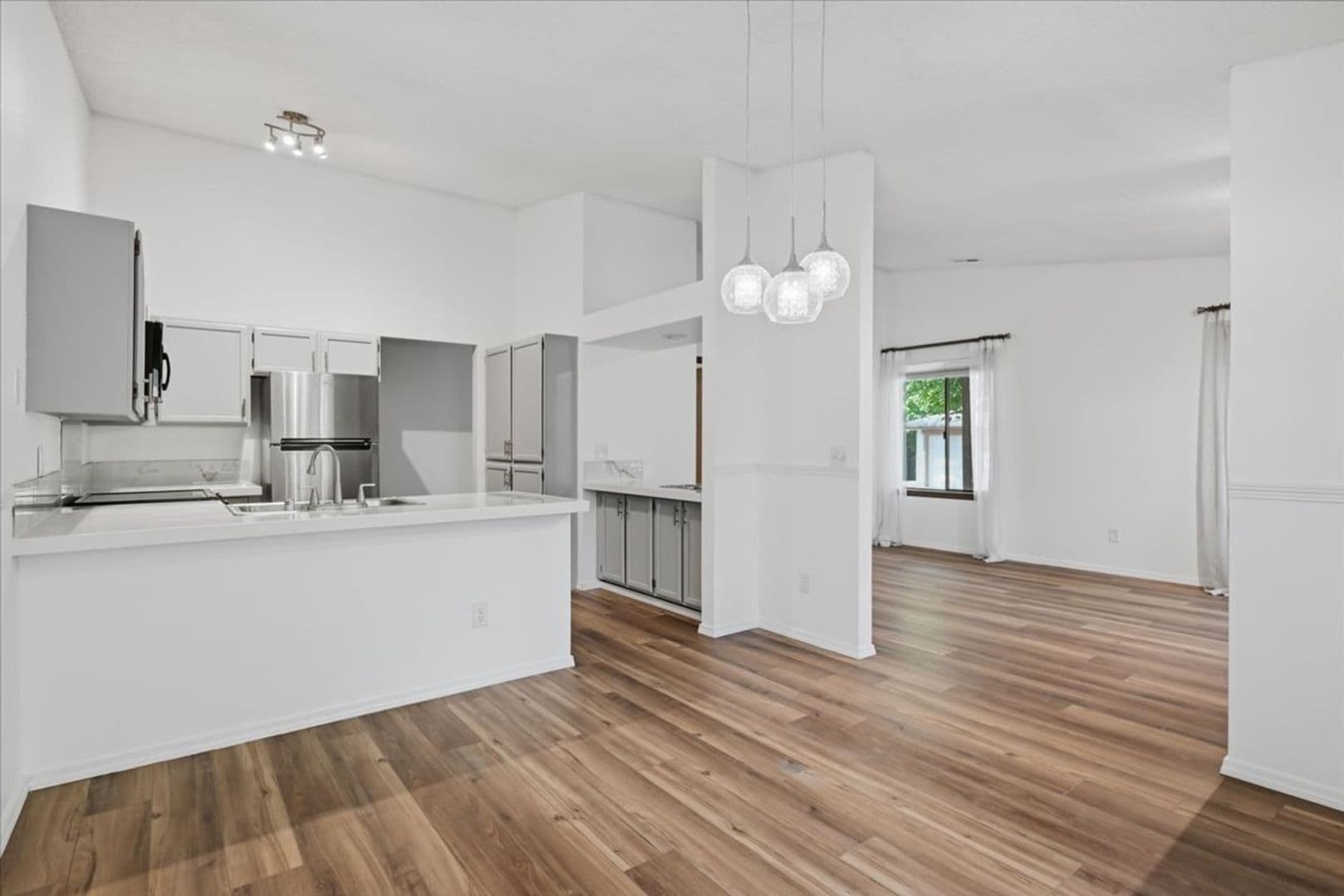 Mill Creek Condo: 16006 Village Green Drive #A