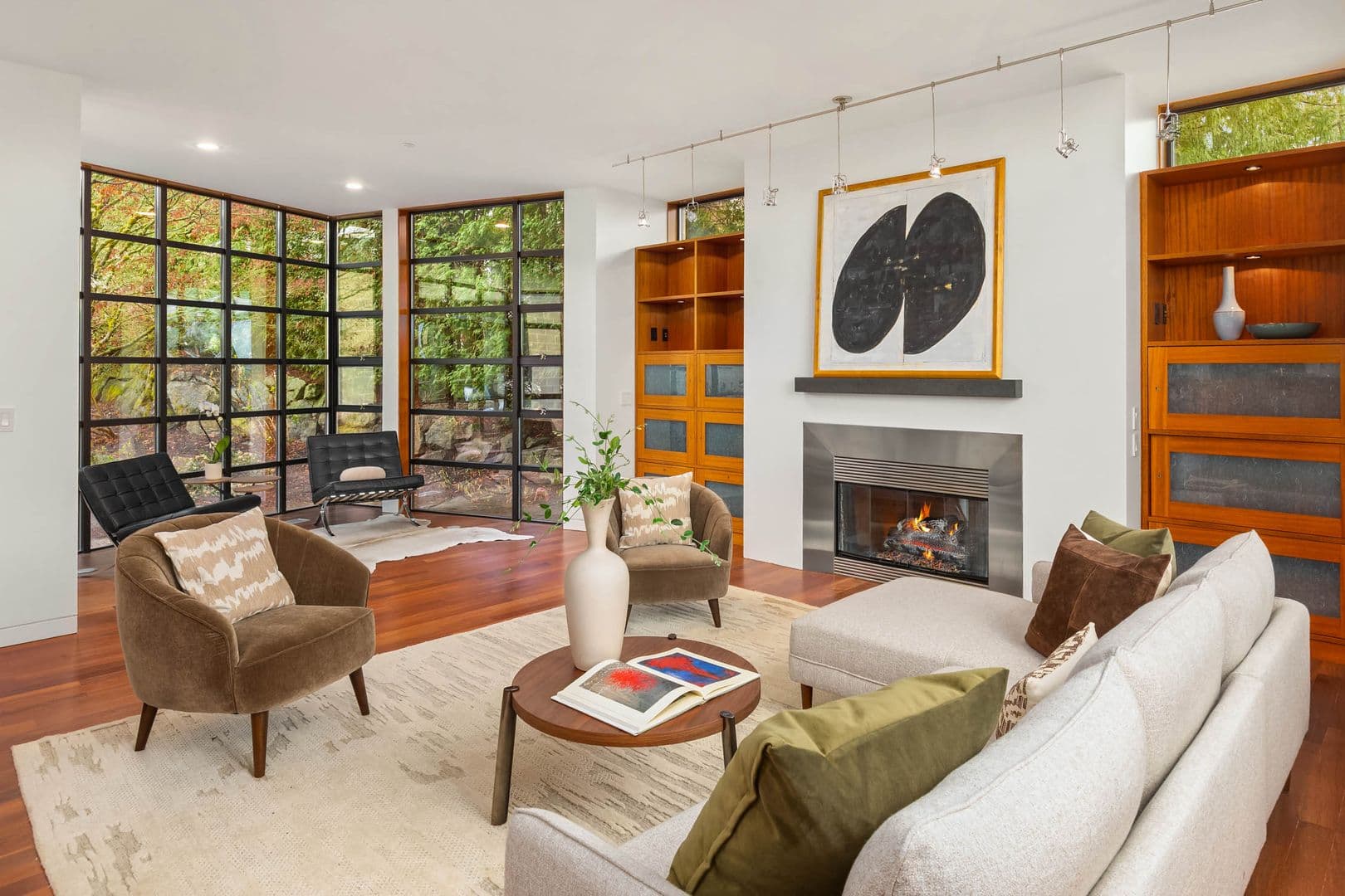 Yarrow Point House: 4218 92nd Avenue NE