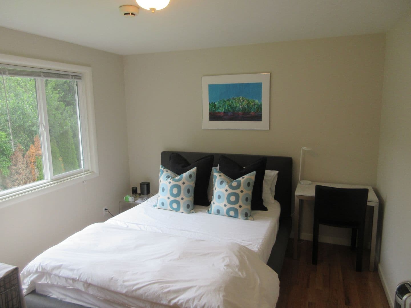 Clyde Hill House: 8831 NE 28th St