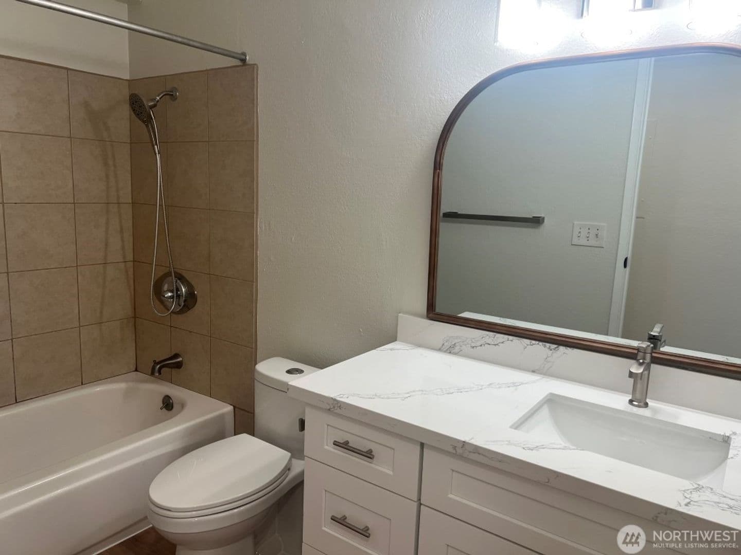 Bellevue Apartment: 14309 NE 7th Place