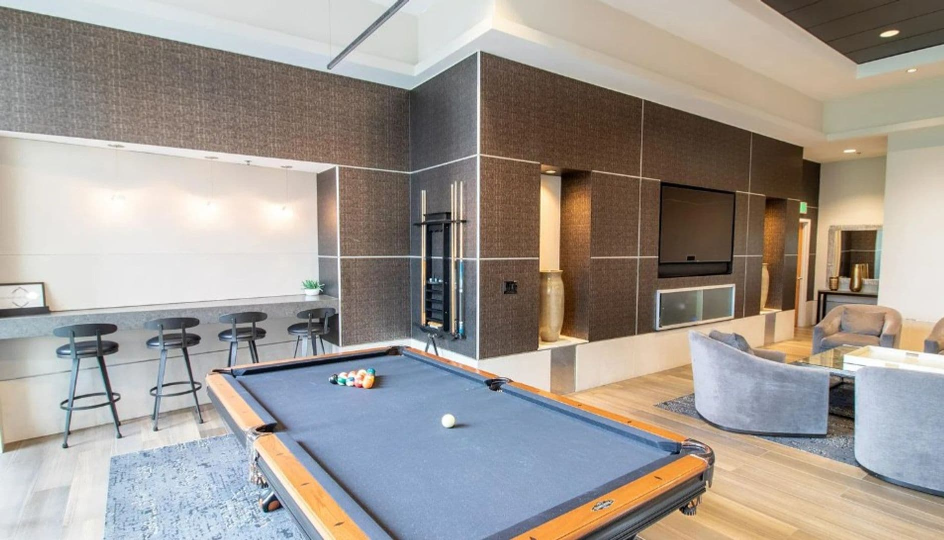 Bellevue Townhome: 10660 NE 9th Place