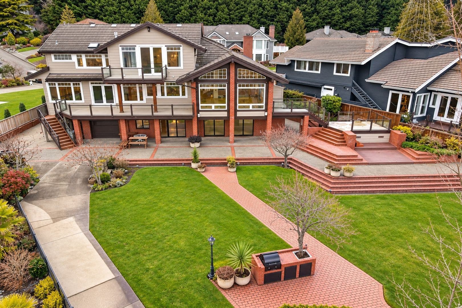 Sammamish House: 4239 206th Avenue SE
