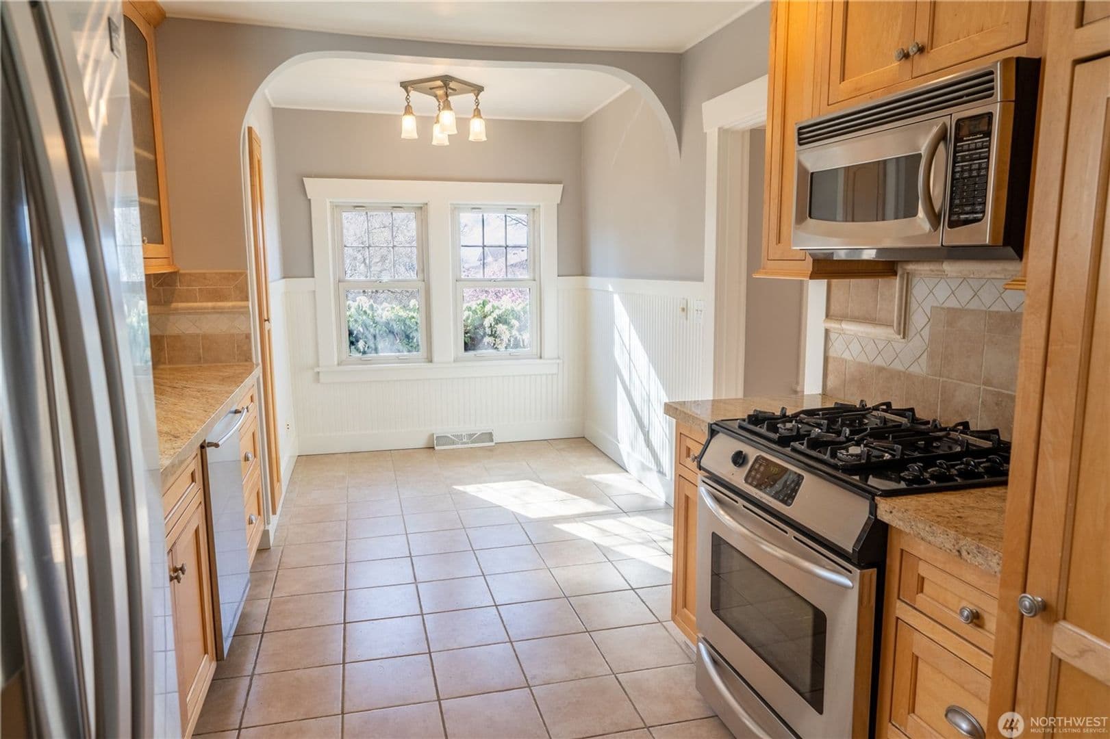 Seattle House: 6910 37th Ave SW
