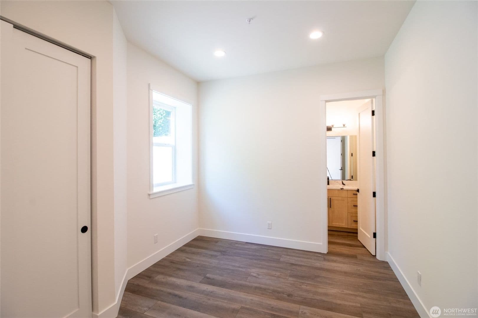 Redmond House: 7912 140th Avenue NE