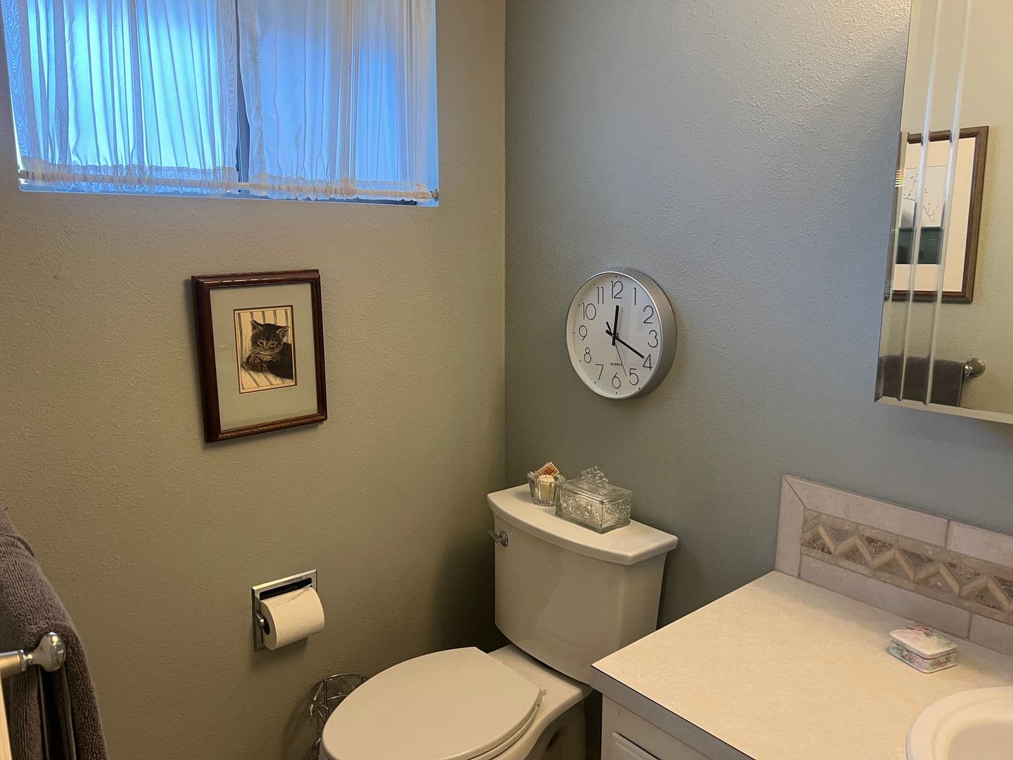 Bellevue House: 6817 129th Pl SE