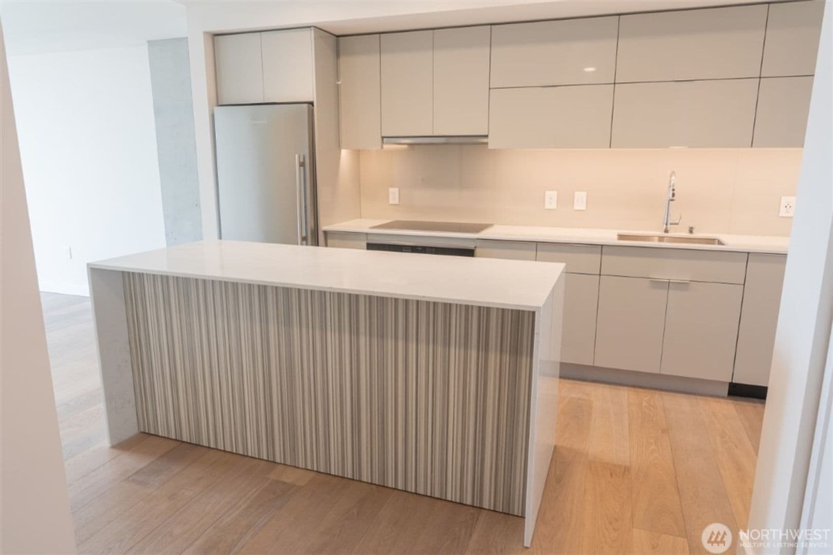 Seattle Condo: 450 S Main Street #1605