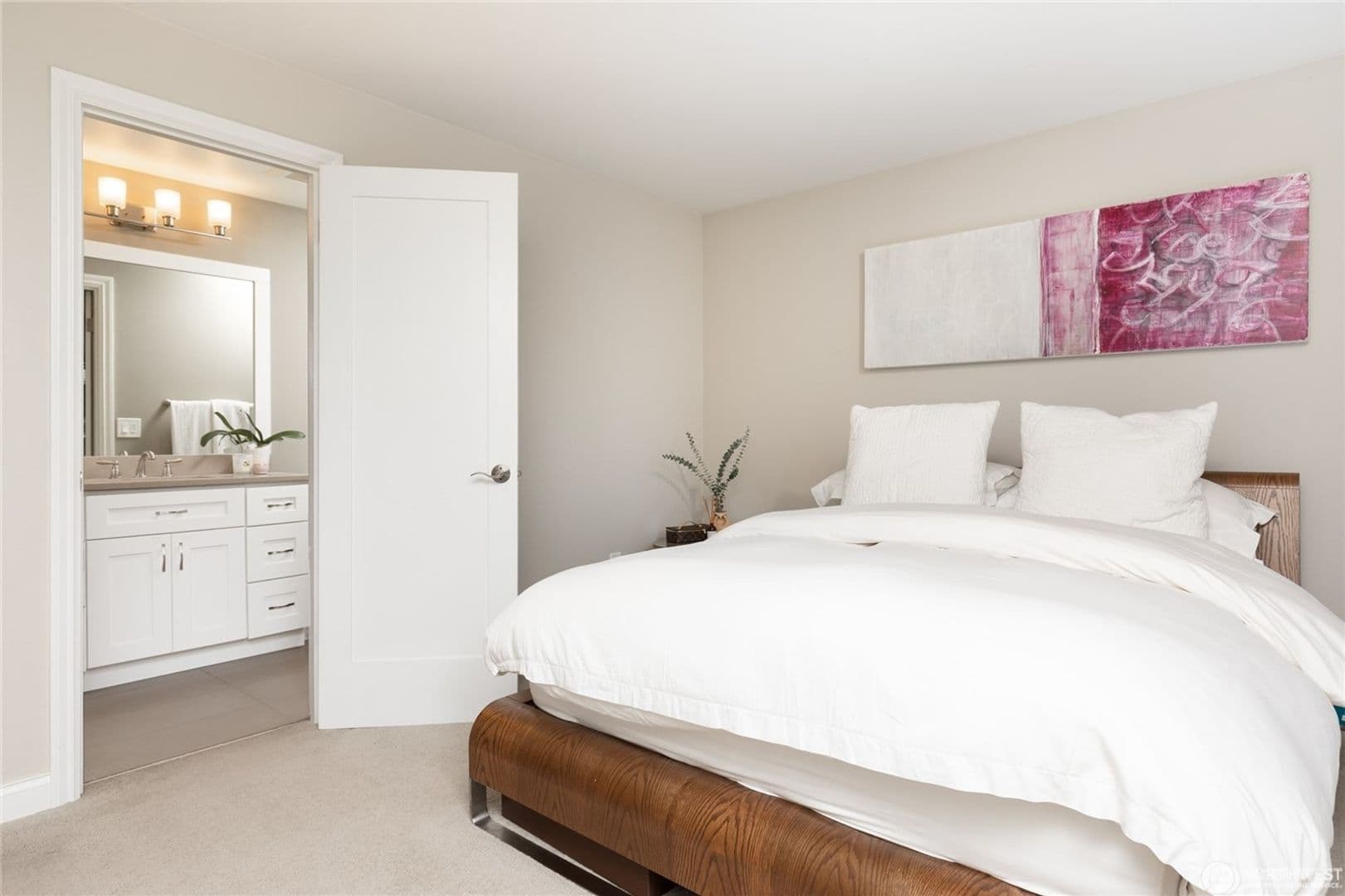 Kirkland House: 6304 110th Ave NE