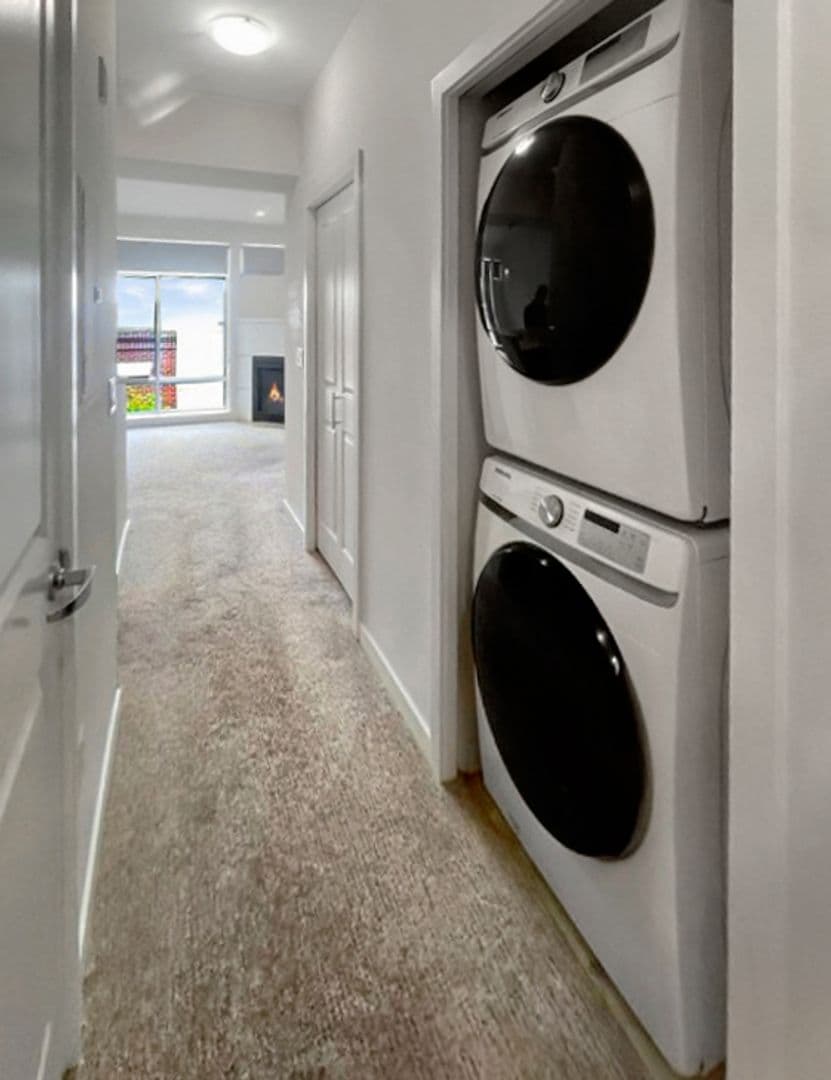 Kirkland Condo: 211 Kirkland Ave, #519