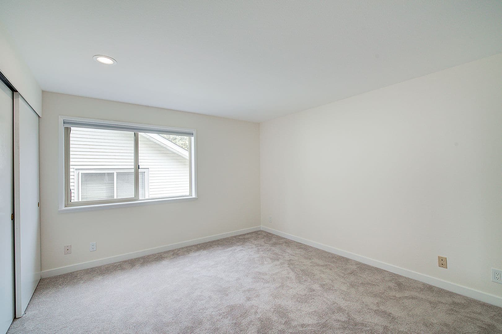 Kirkland Townhome: 10248 NE 138th Place #B3