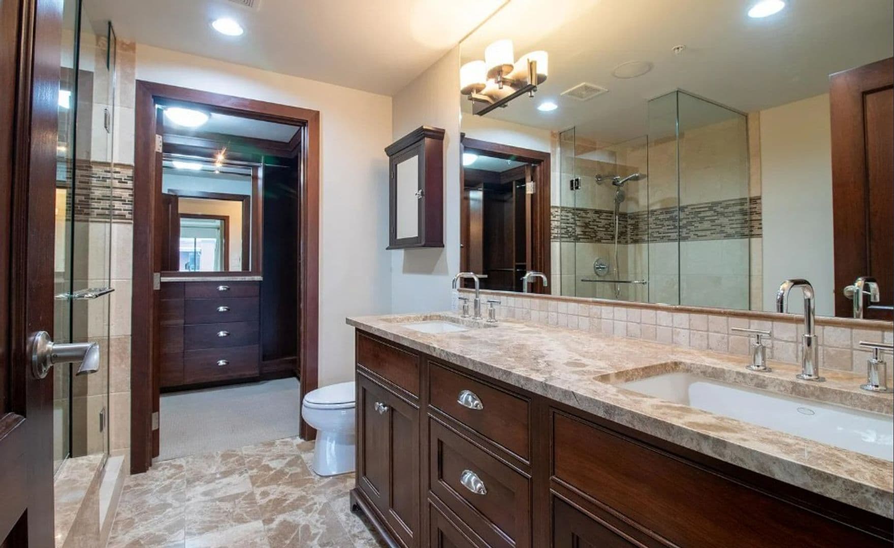 Bellevue Townhome: 10660 NE 9th Place