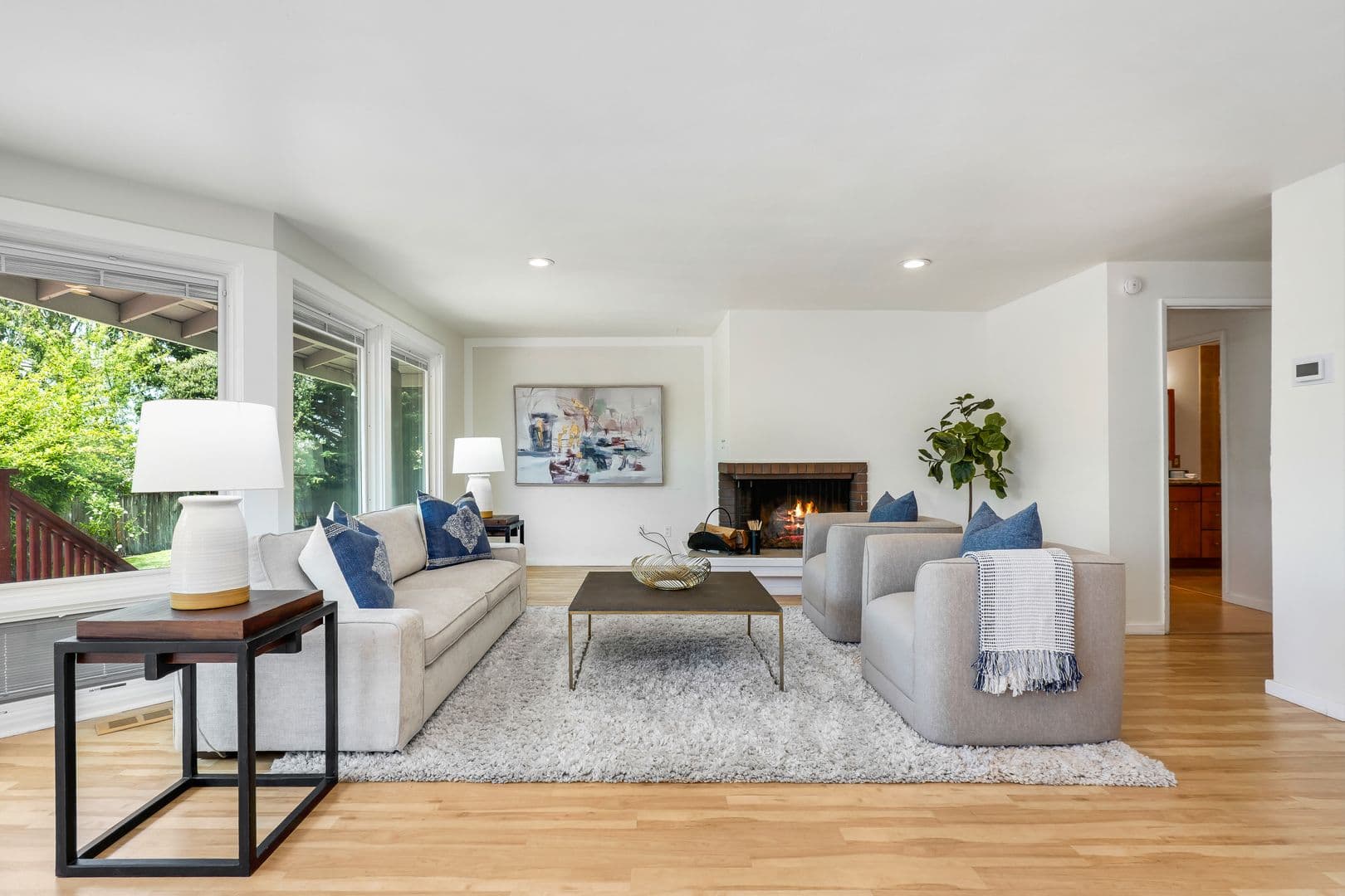 Clyde Hill House: 8808 NE 14th Street