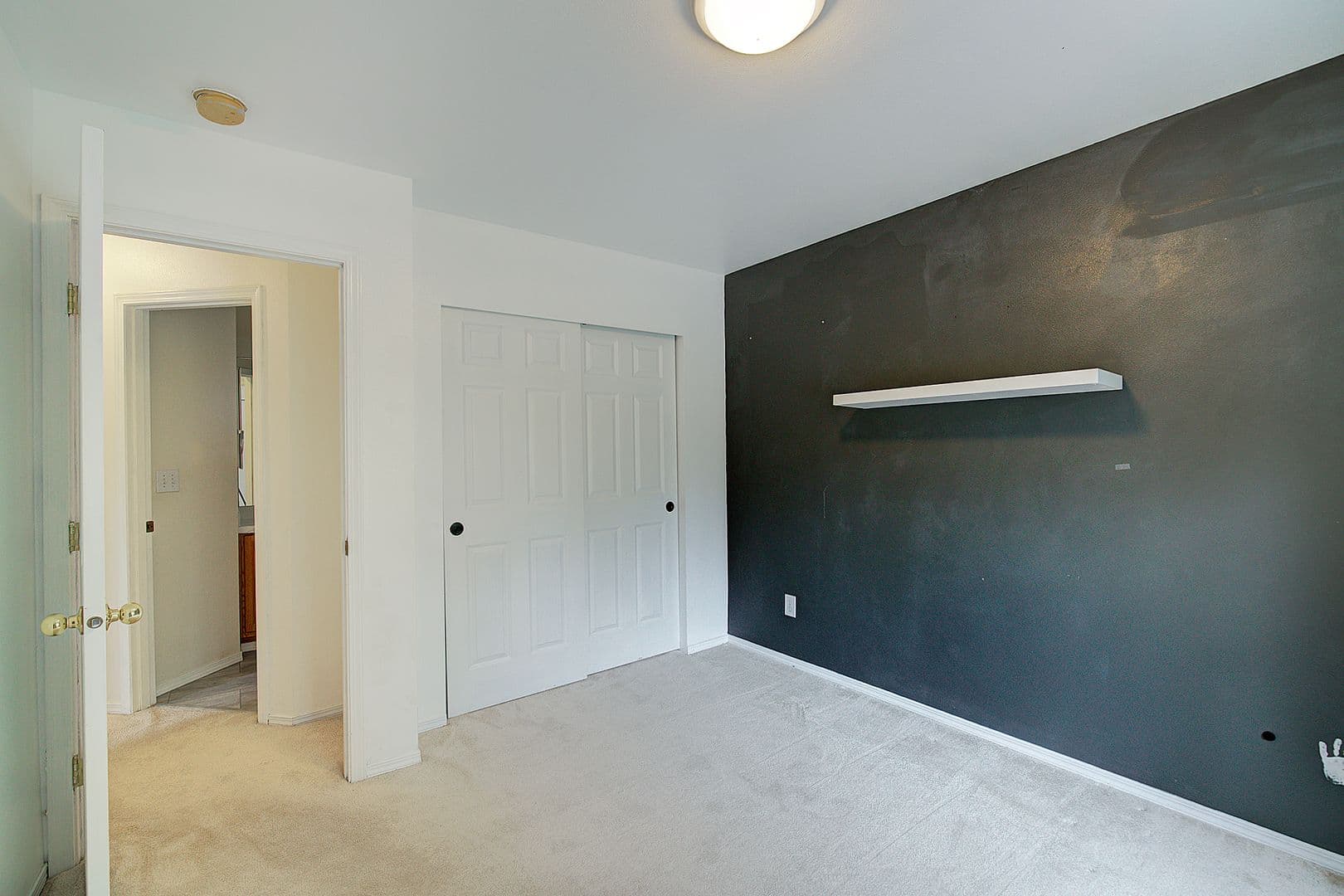Everett House: 4919 148th Place SE