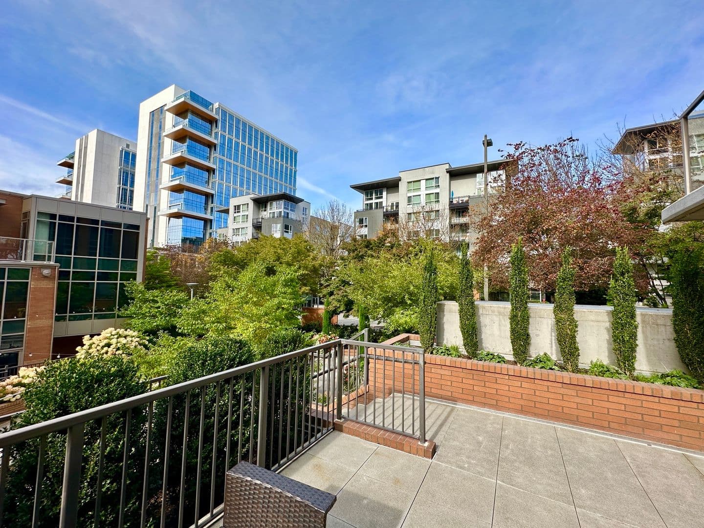 Bellevue Townhome: 10660 NE 9th Place