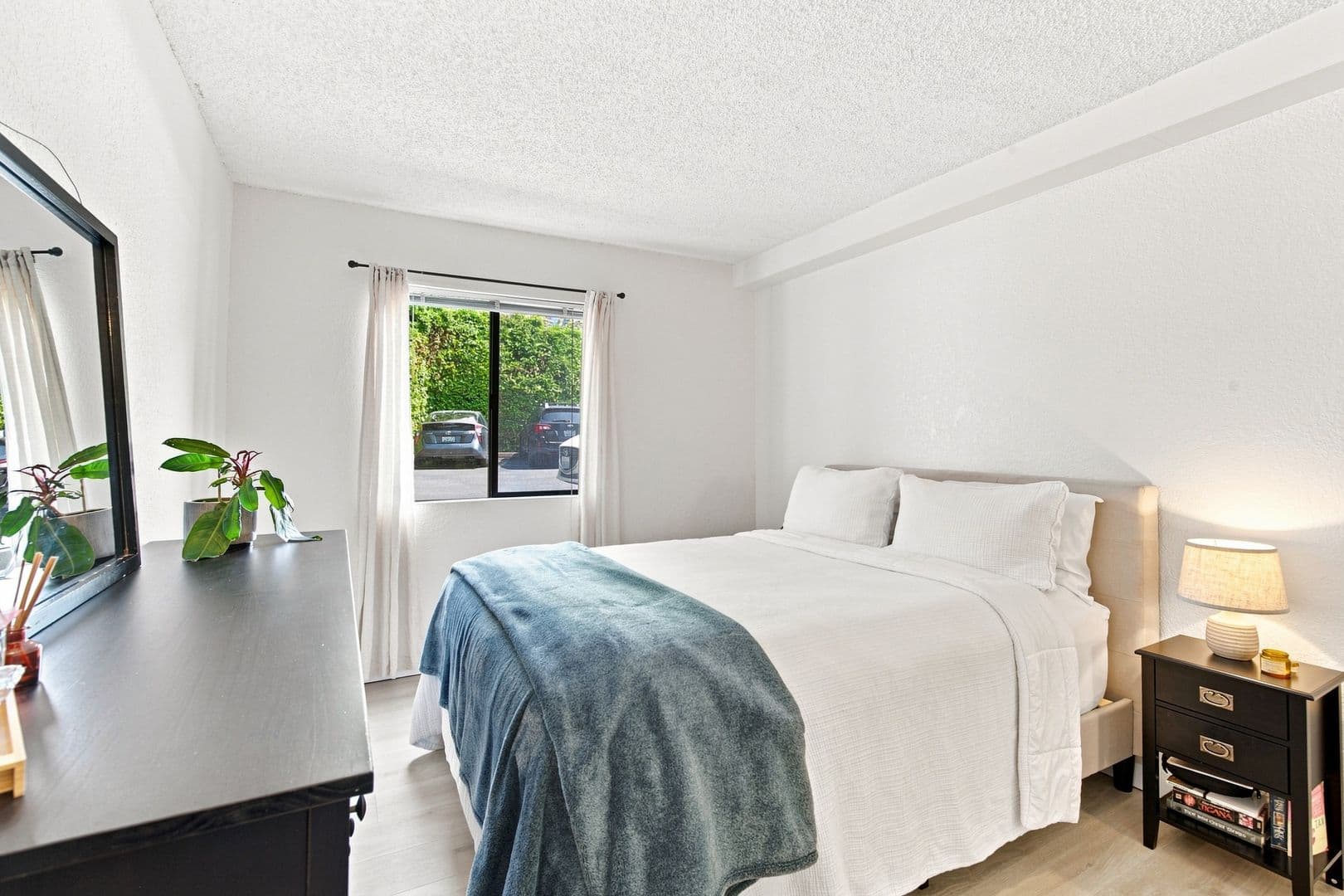 Kirkland Condo: 9926 NE 116th Street #302