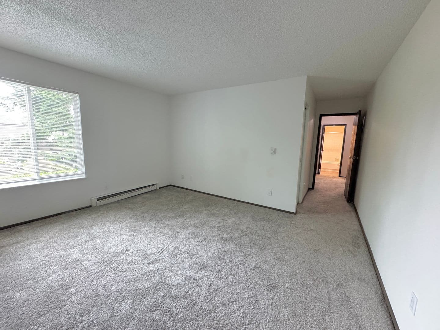 Bellevue Condo: 14620 NE 32nd Street #F17