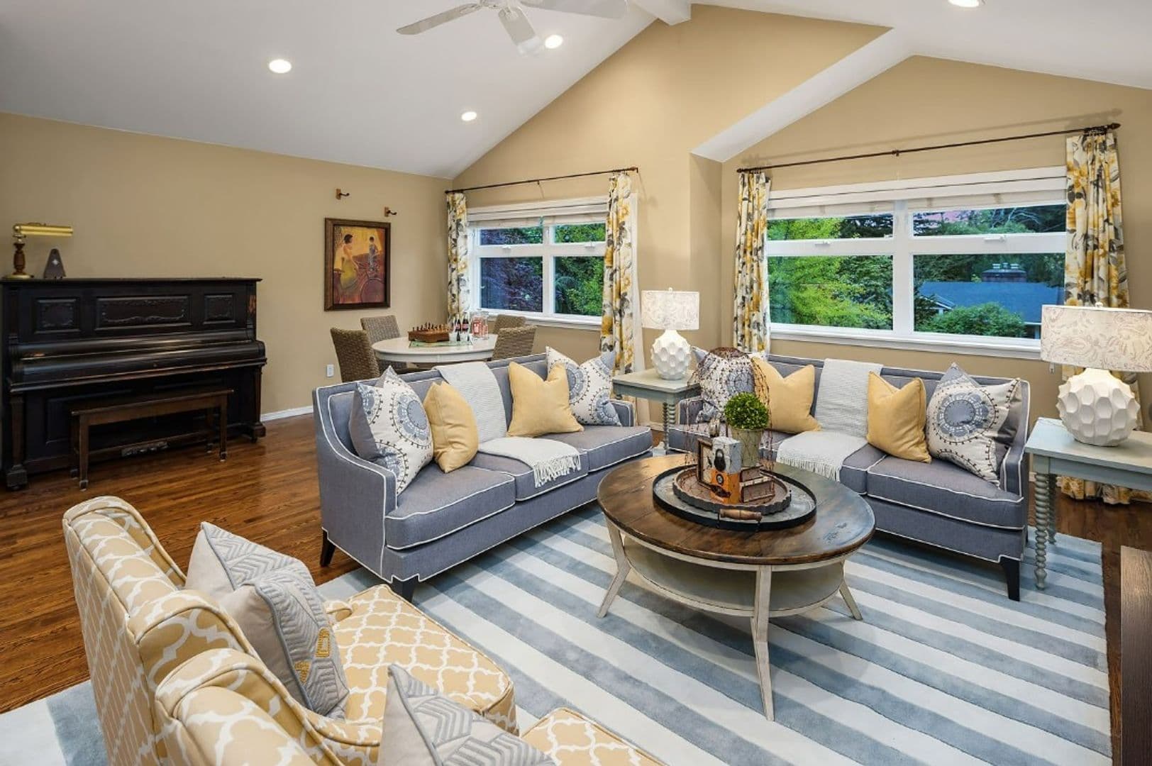Medina House: 2647 80th Ave NE