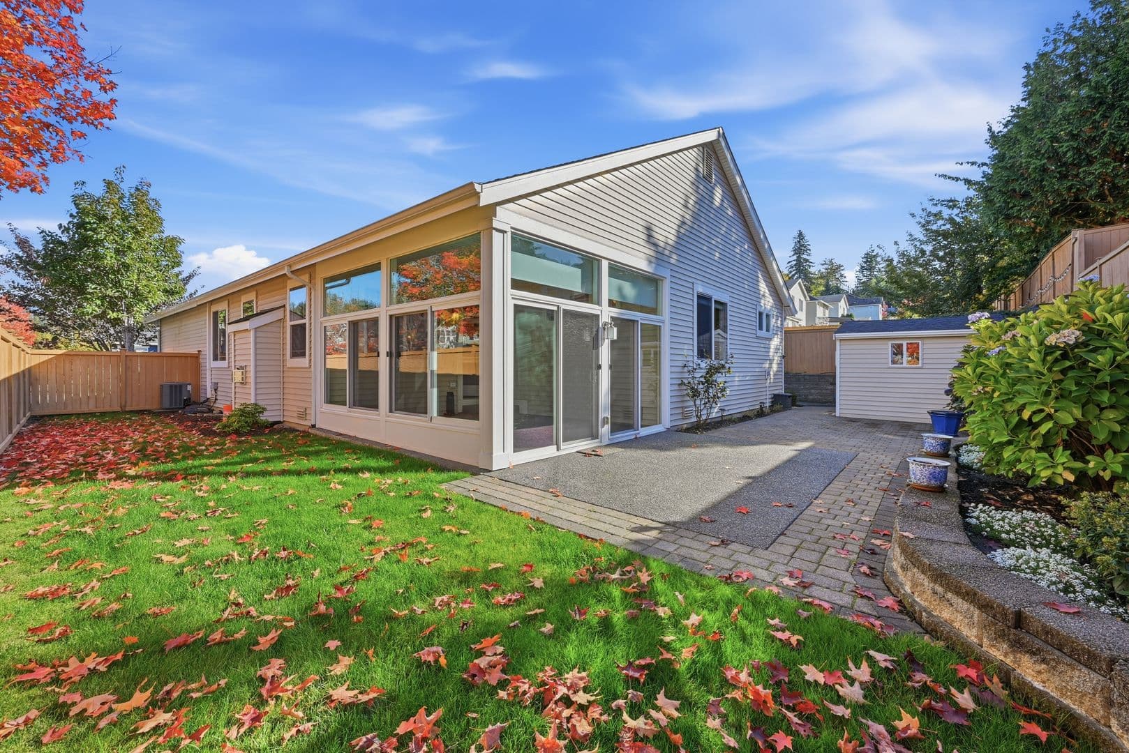 Snoqualmie House: 9329 Hebner Avenue SE
