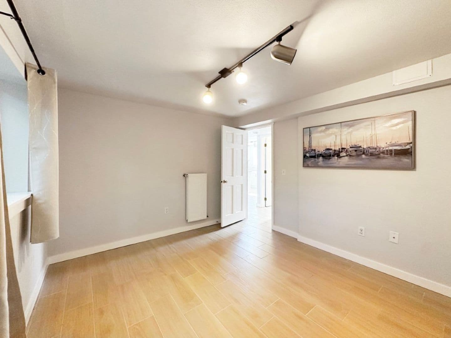 Seattle House: 300 NW 47th Street (ADU)