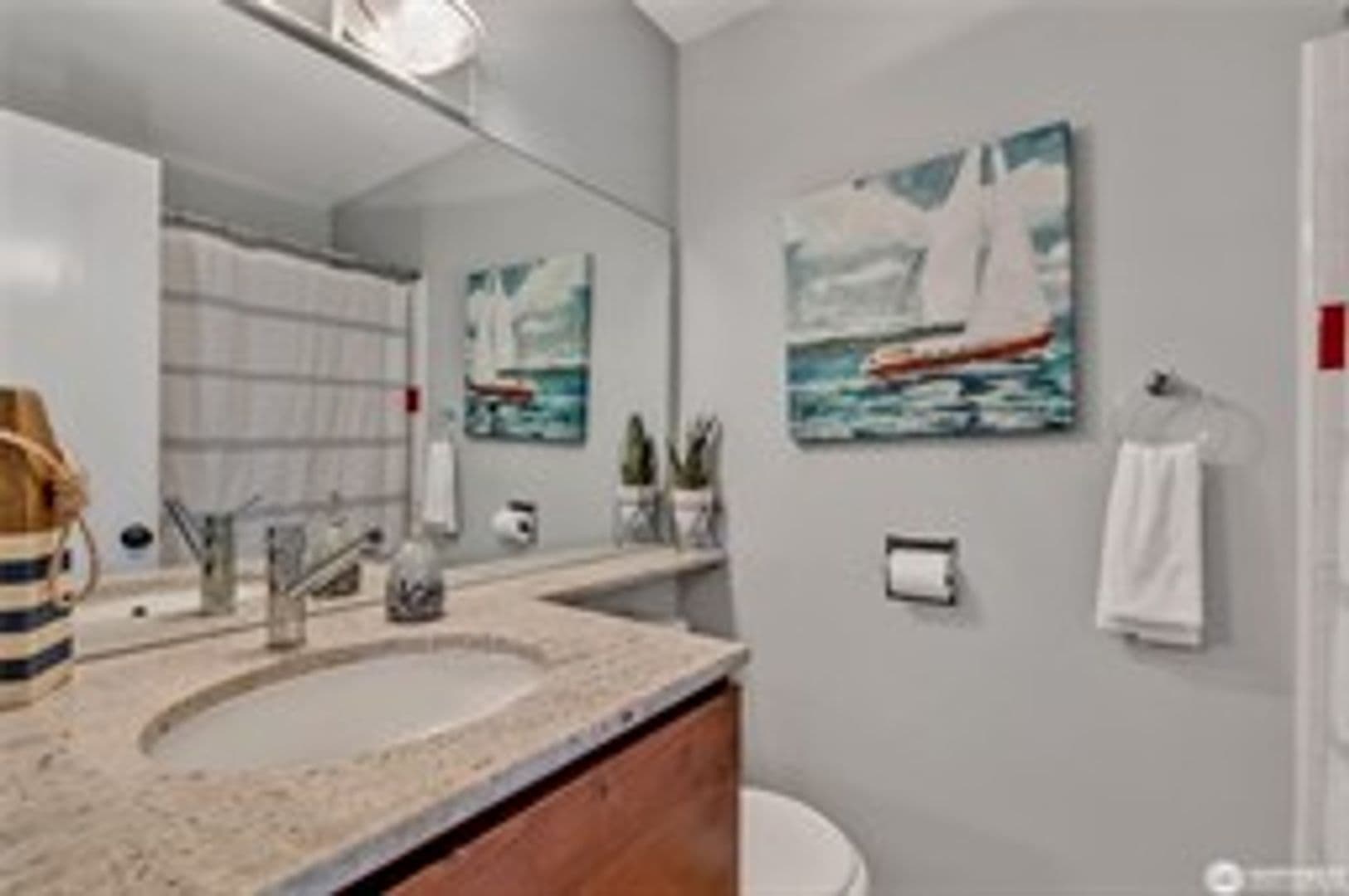 Seattle Condo: 1800 Taylor Avenue N #210