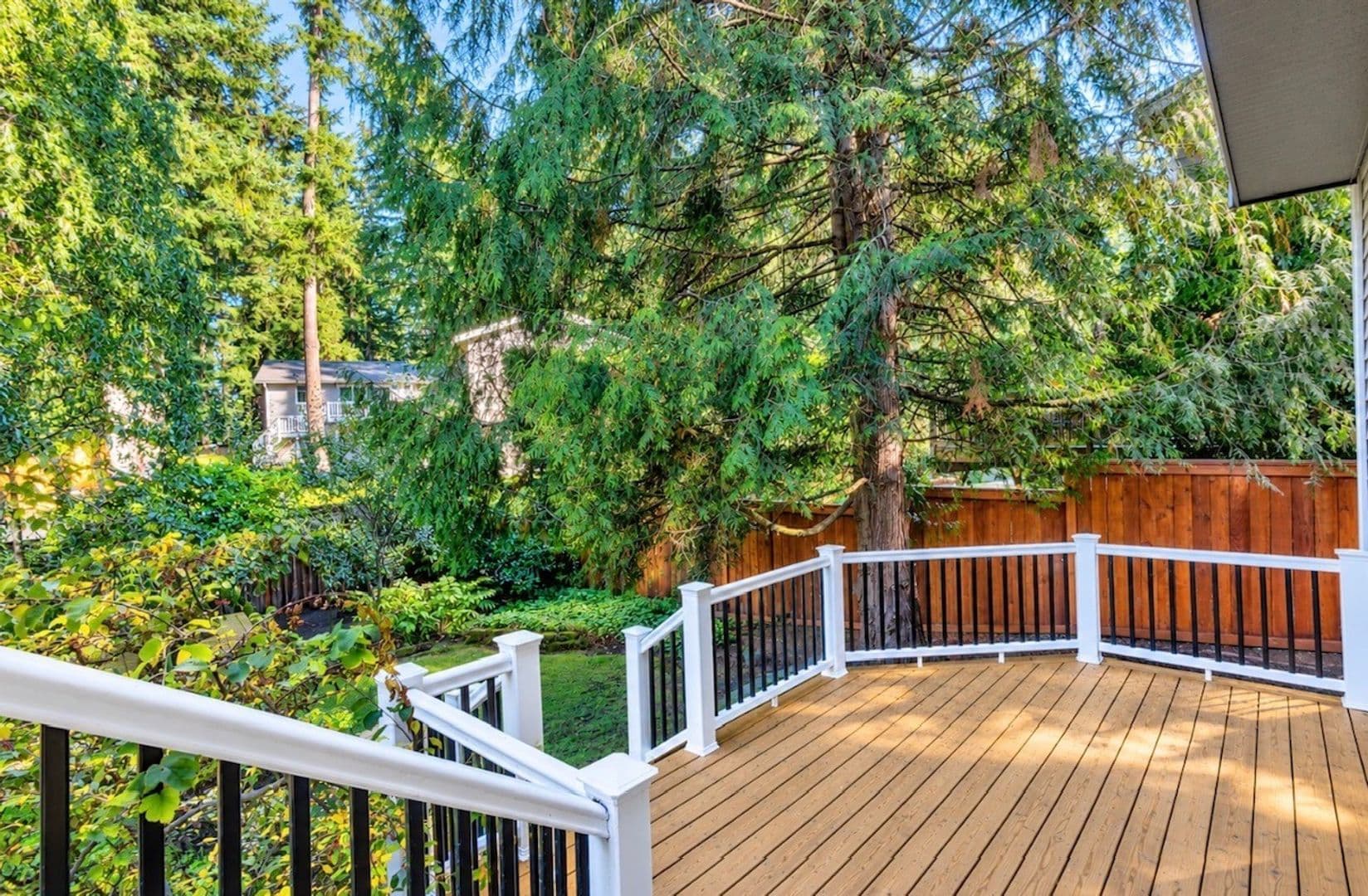 Kirkland House: 10418 114th Place NE