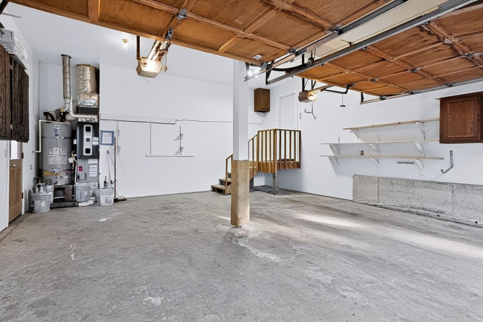 Kirkland House: 10418 114th Place NE