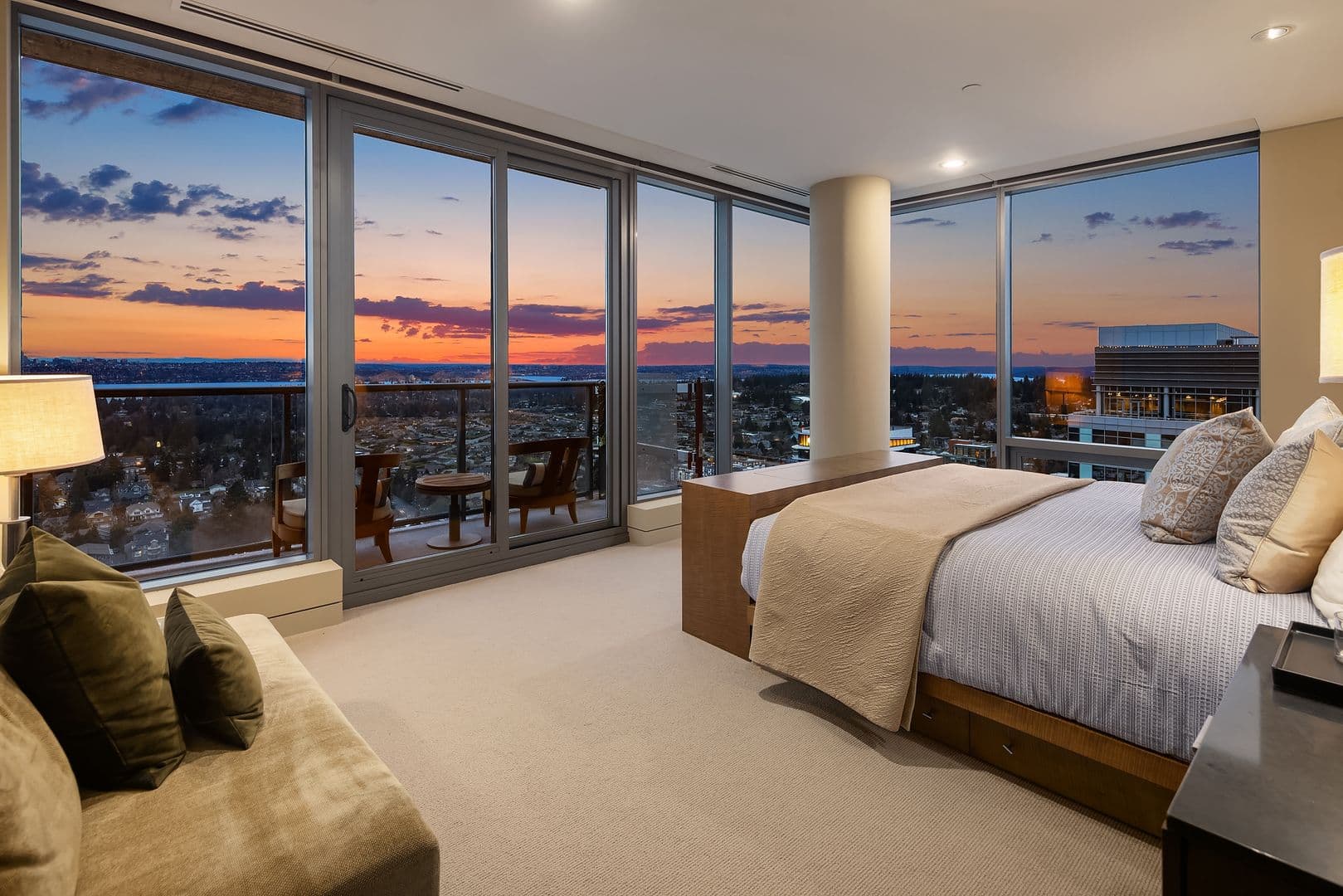 Bellevue Condo: 650 Bellevue Way NE #4004