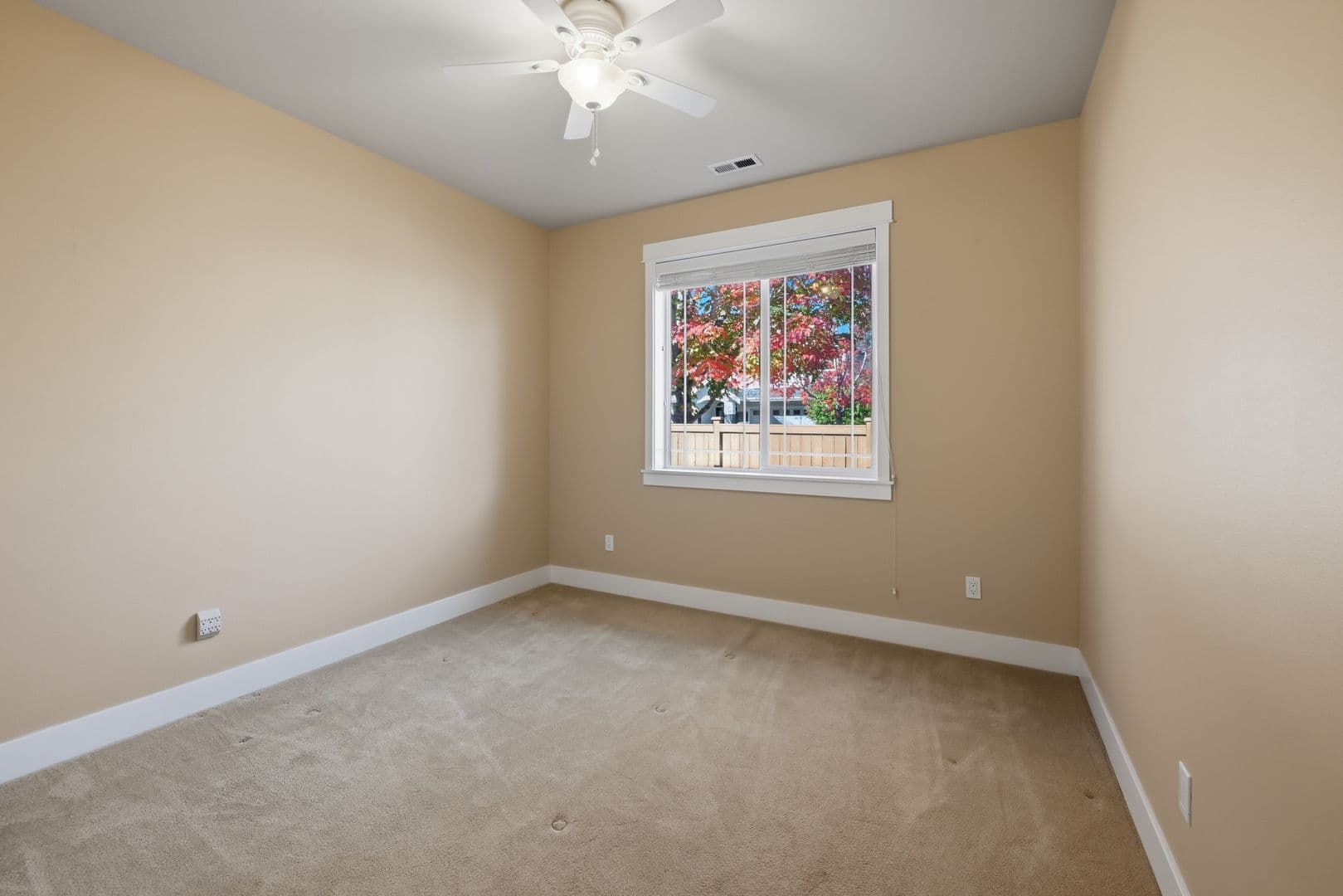 Snoqualmie House: 9329 Hebner Avenue SE