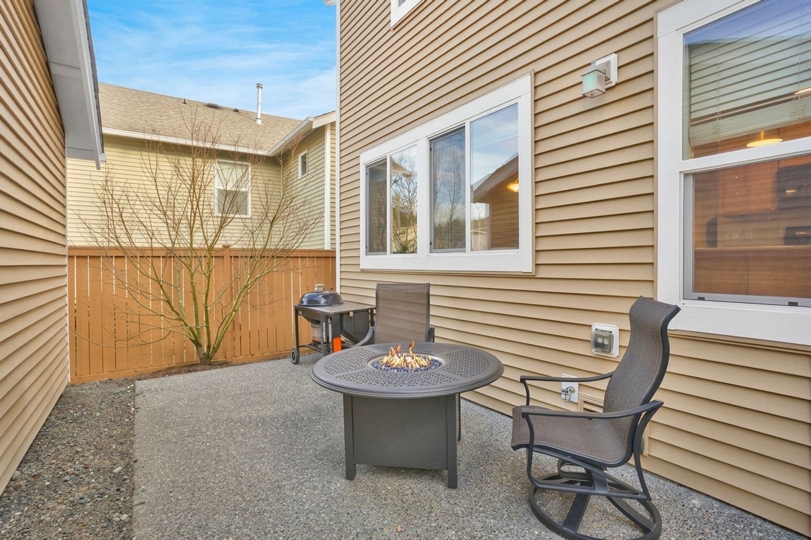 Snoqualmie House: 36518 SE Woody Creek Lane