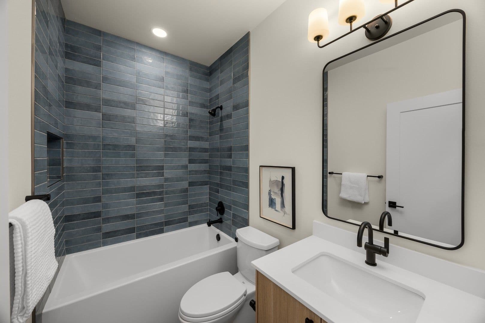 Kirkland House: 13811 84th Lane NE