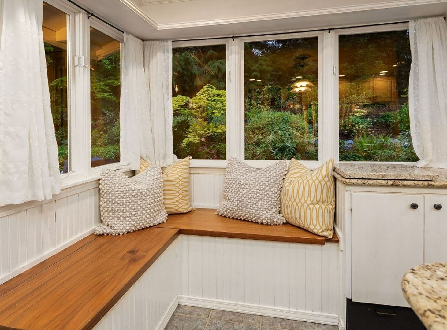 Medina House: 2647 80th Ave NE