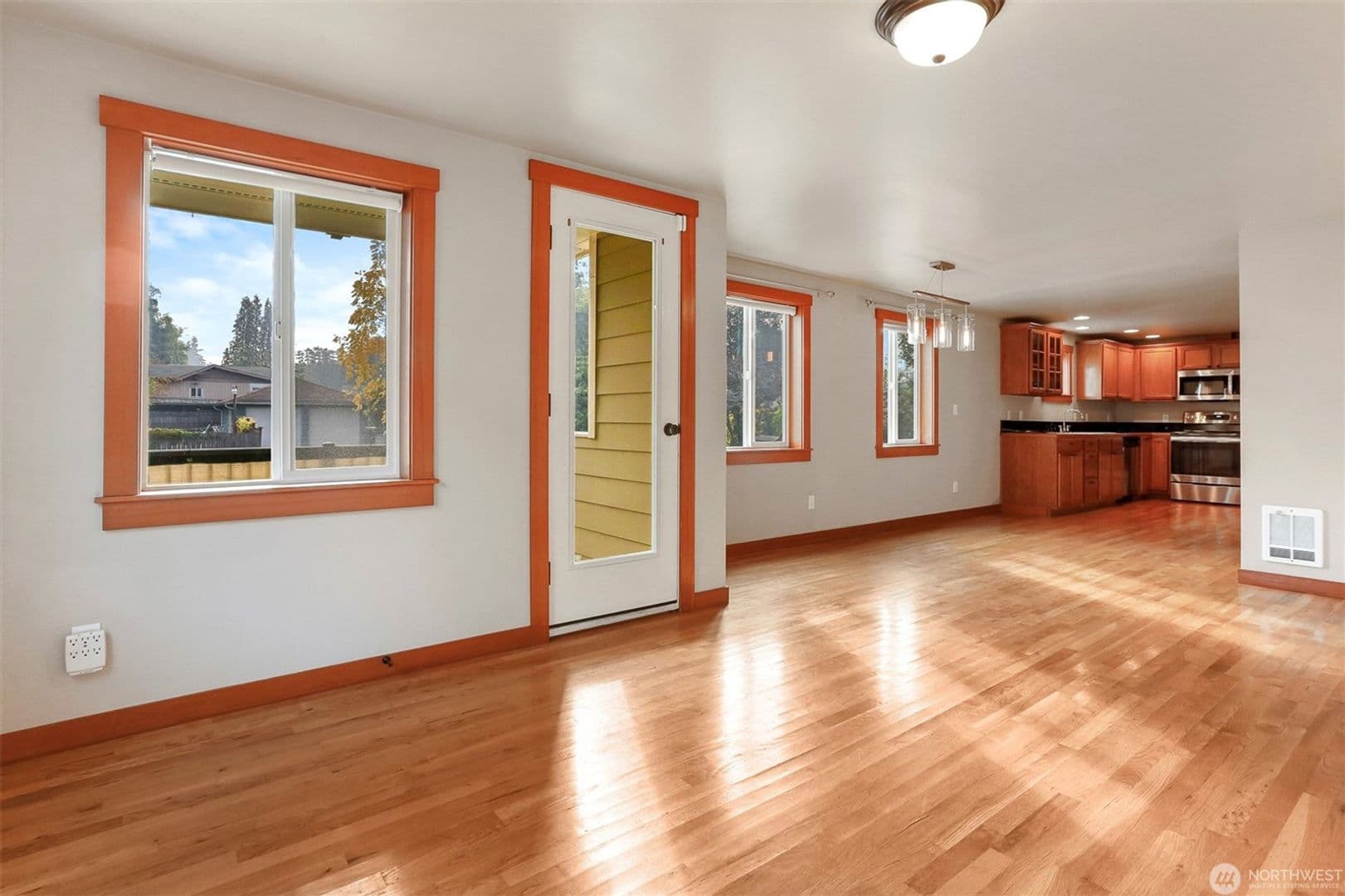 Seattle Townhome: 900 SW Elmgrove St