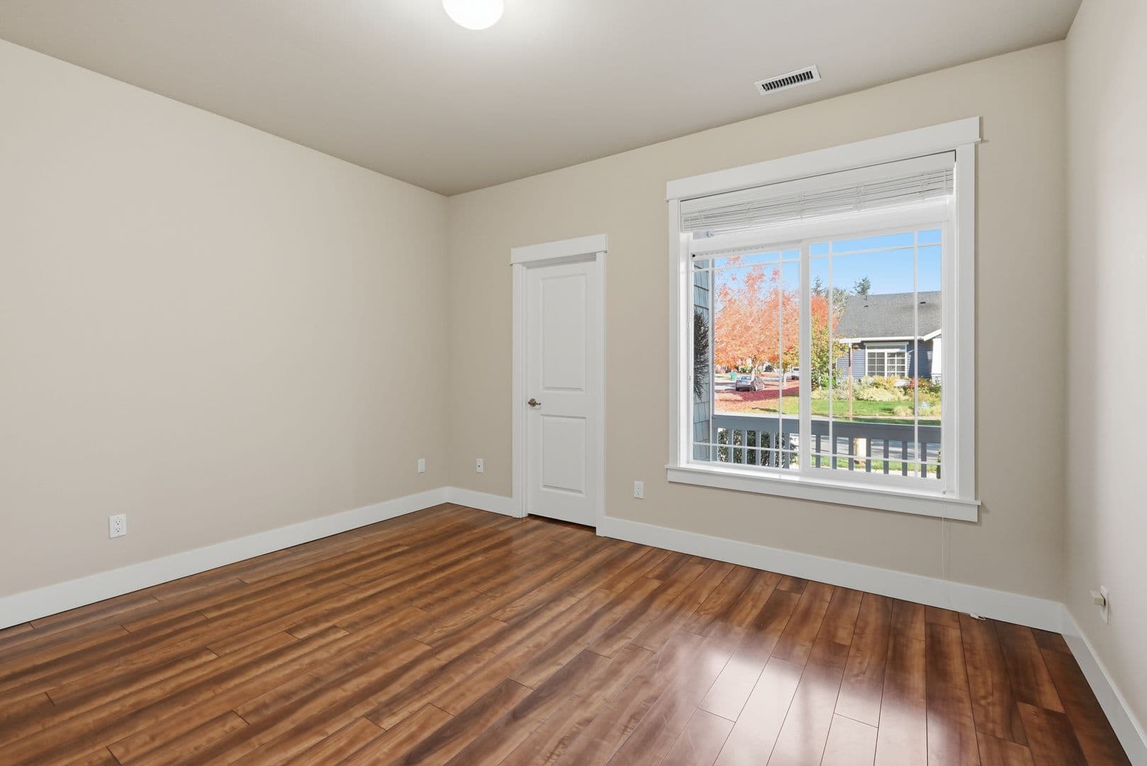 Snoqualmie House: 9329 Hebner Avenue SE