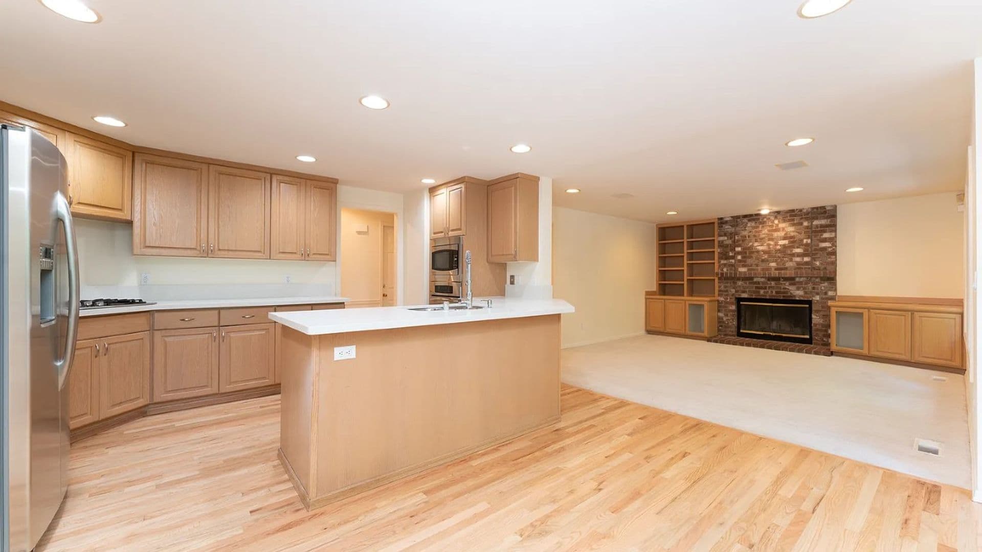 Bellevue House: 16410 SE 56th Place