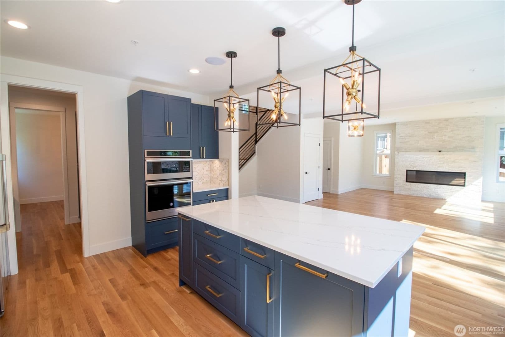 Redmond House: 7912 140th Avenue NE