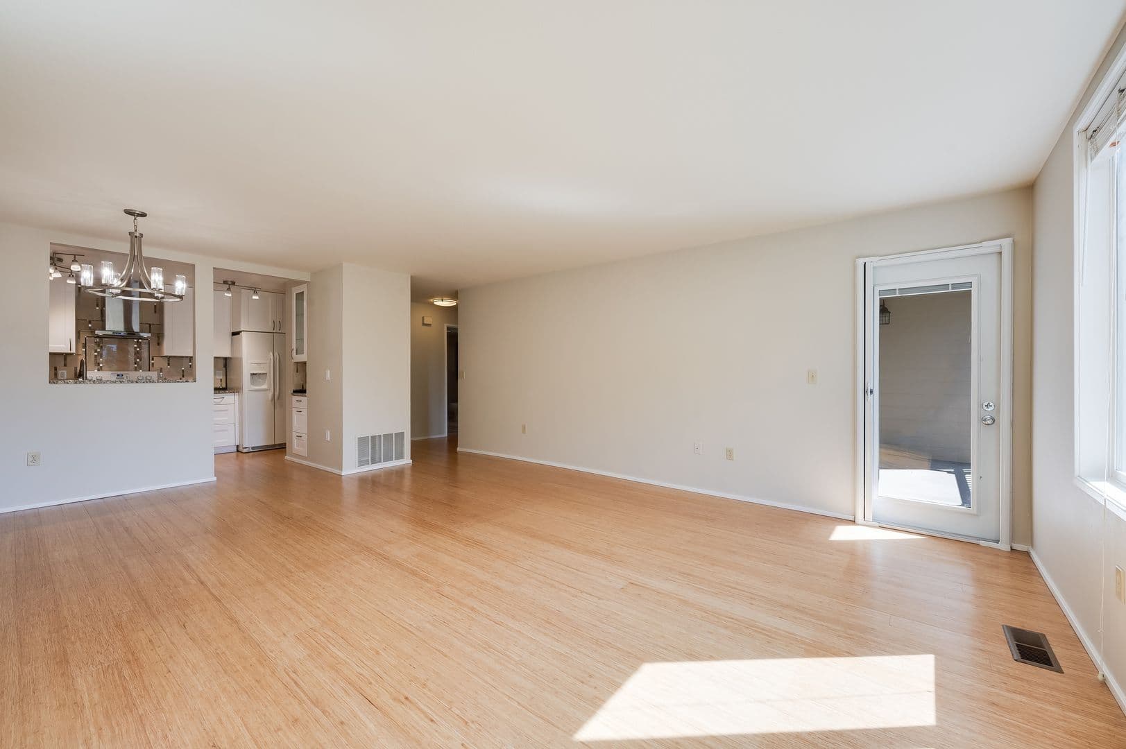 Issaquah Condo: 4152 Providence Point Dr SE #104
