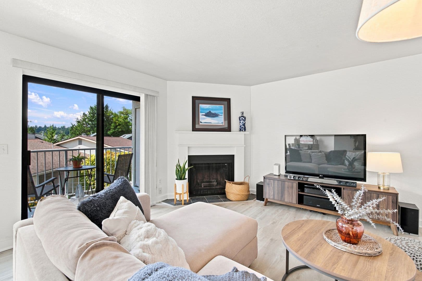 Kirkland Condo: 9926 NE 116th Street #302