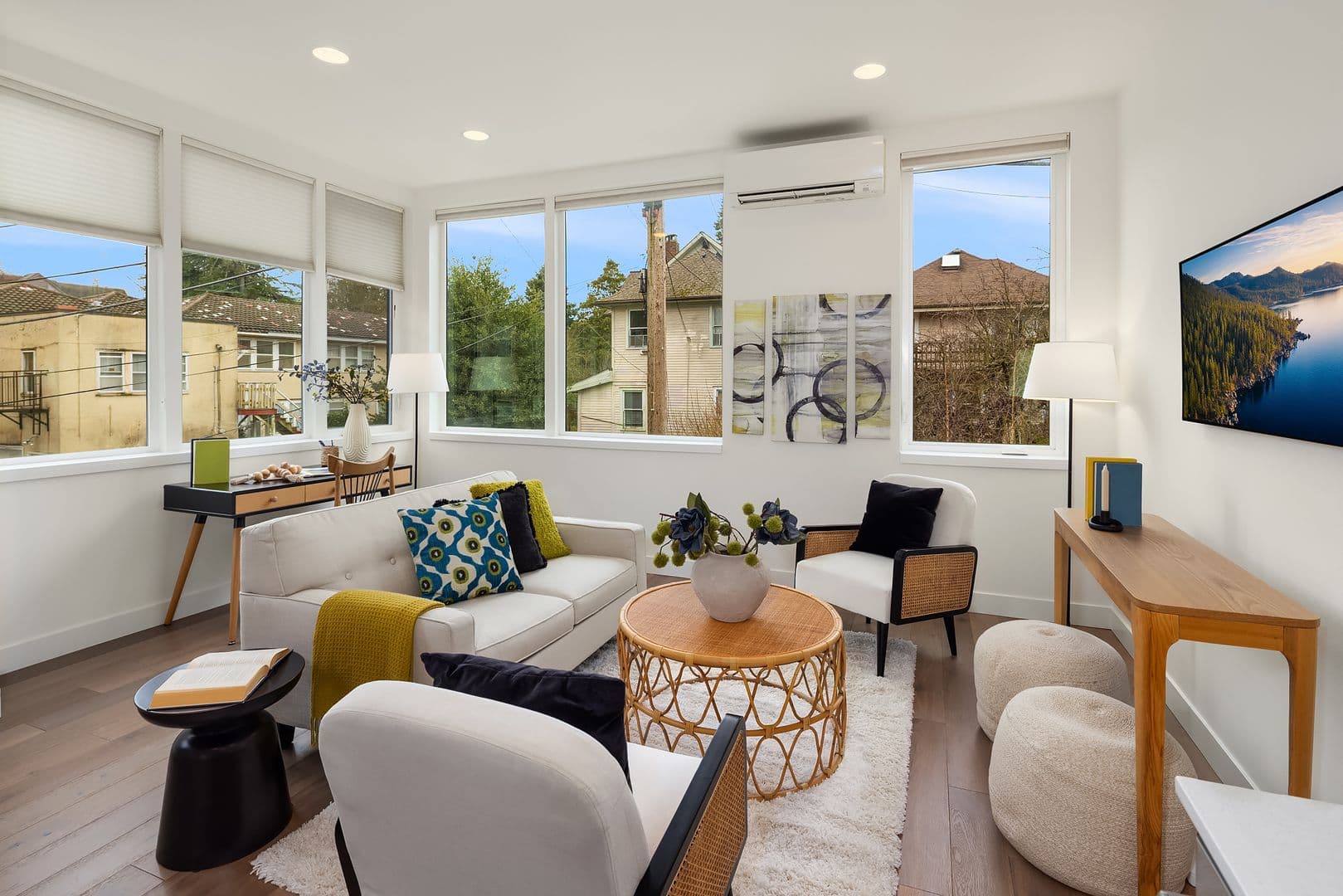 Seattle Townhome: 119 18th Avenue E #A