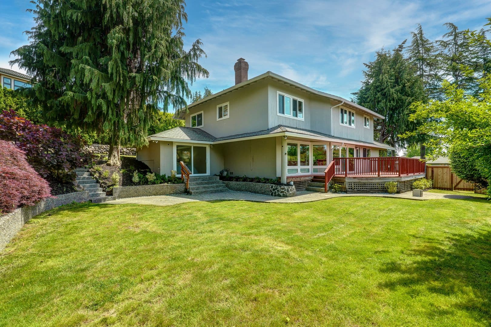 Clyde Hill House: 8808 NE 14th Street