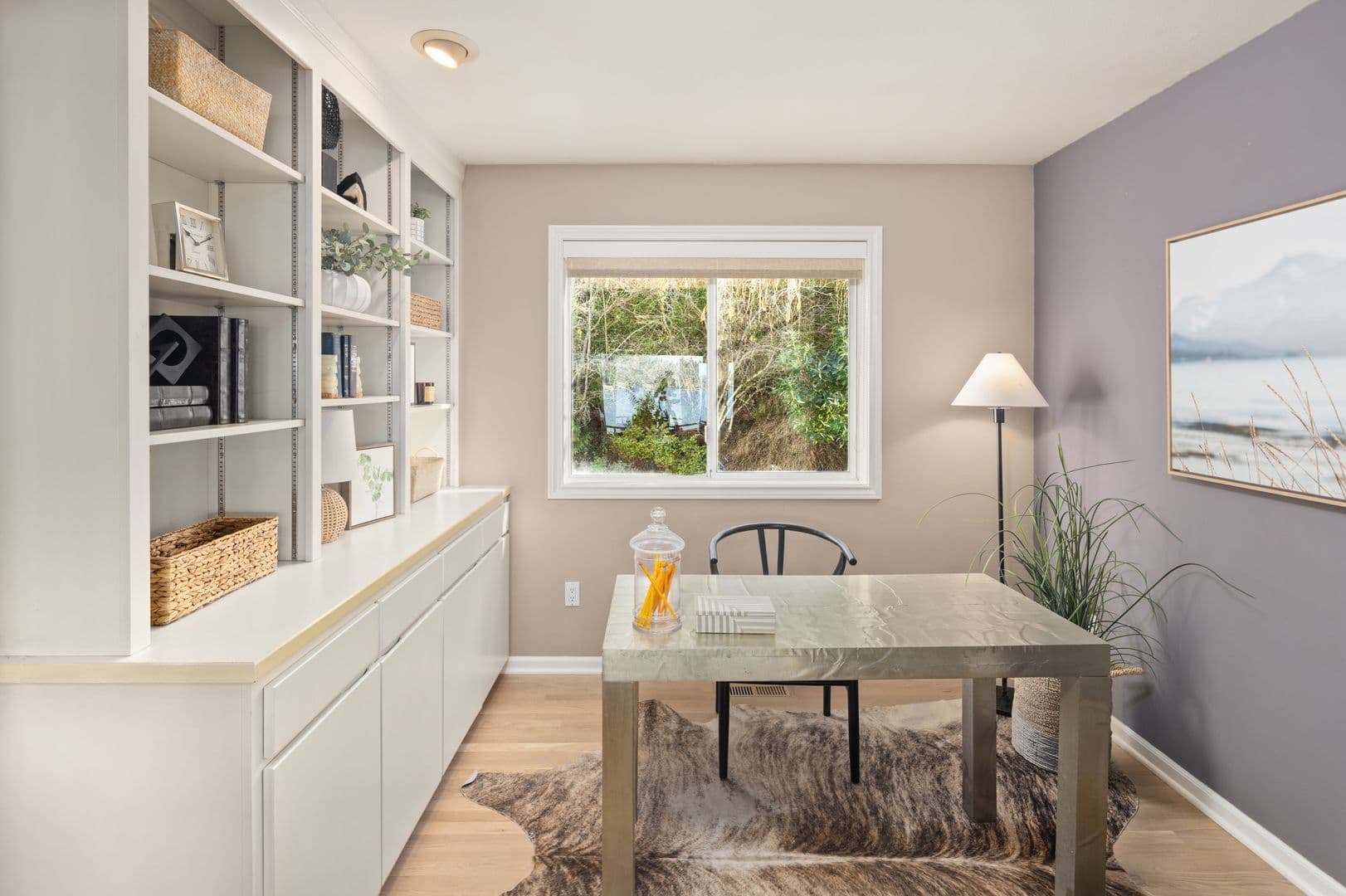 Renton House: 3711 Lake Washington Blvd N