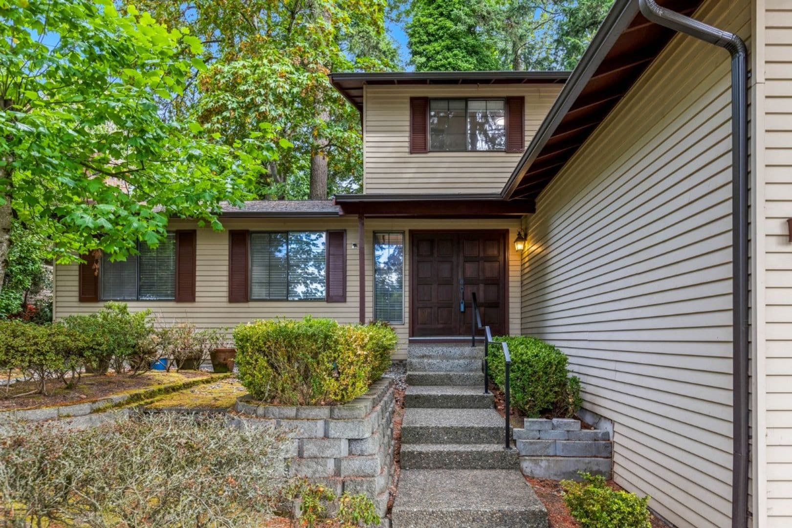 Bothell House: 10612 NE 154th Place