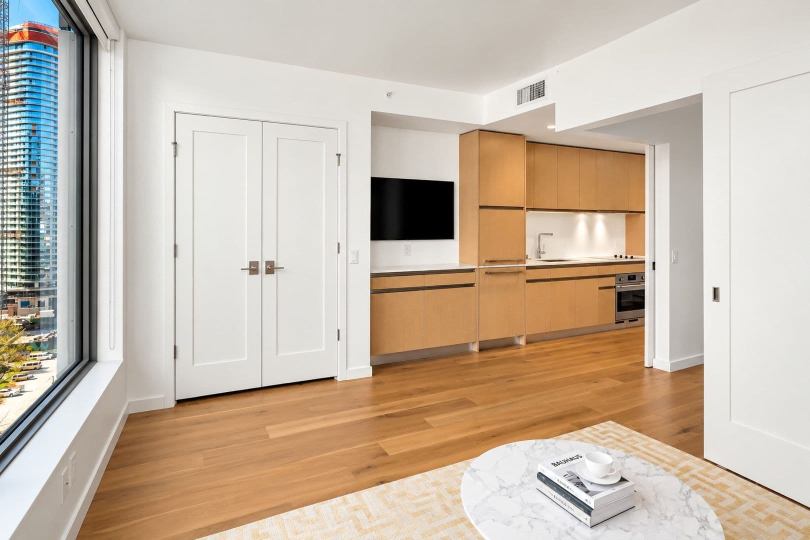 Seattle Condo: 1808 Minor Ave #1403