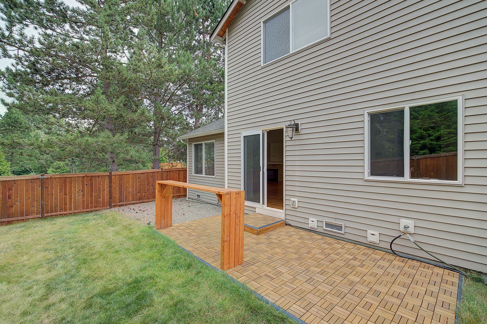 Everett House: 4919 148th Place SE