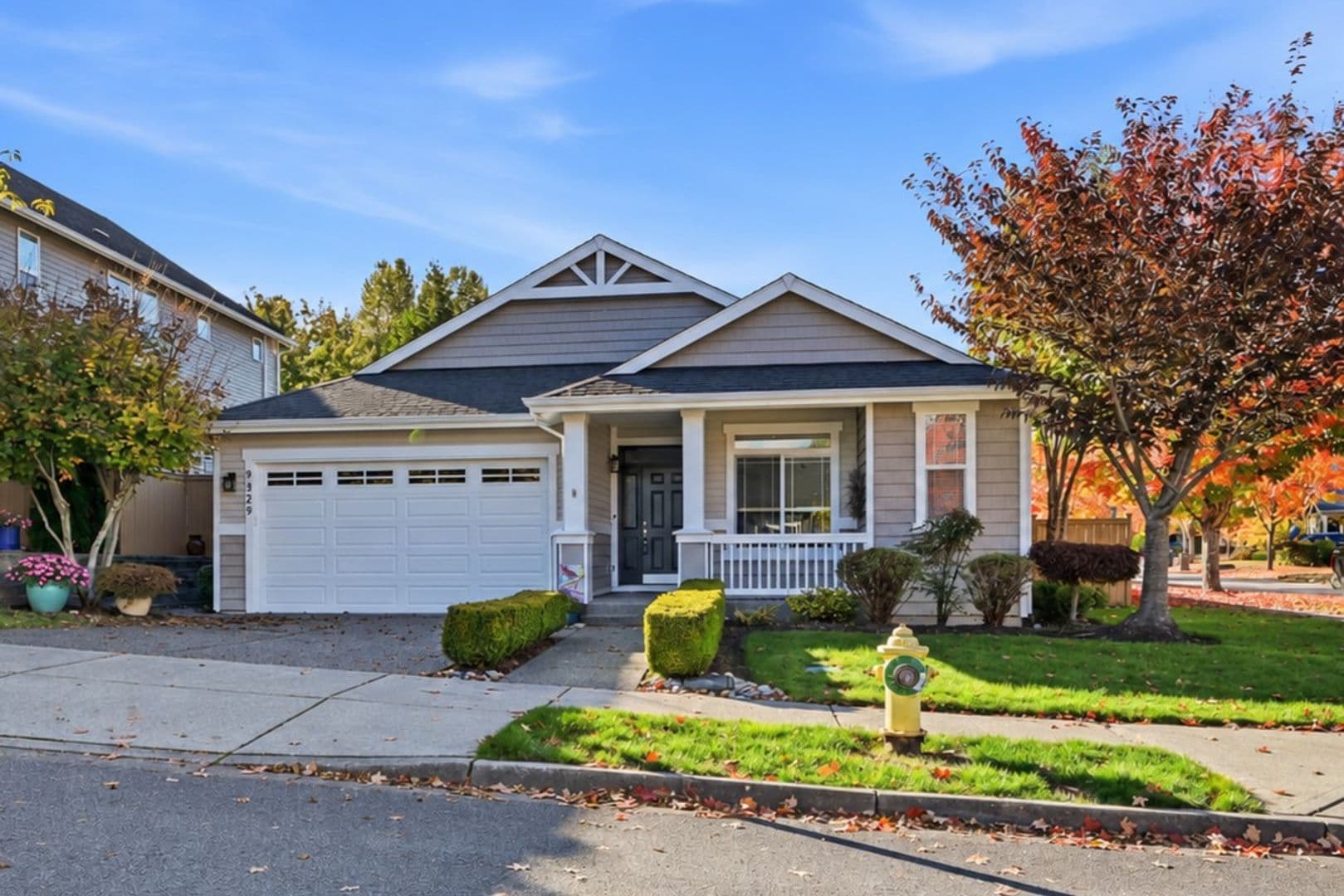 Snoqualmie House: 9329 Hebner Avenue SE